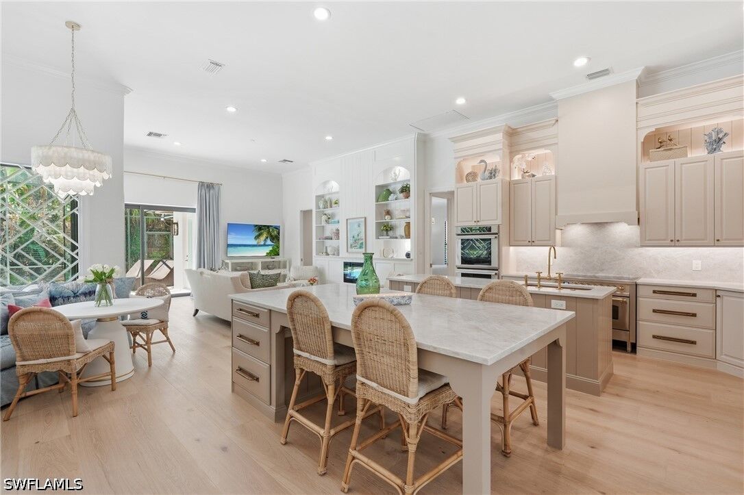 Property Photo: 9833 Clear Lake Circle FL 34109