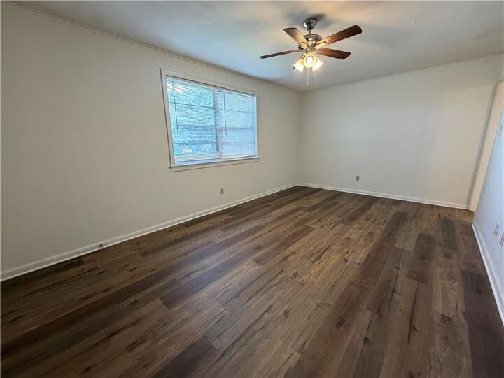 Property Photo:  723 Houma Boulevard  LA 70001 