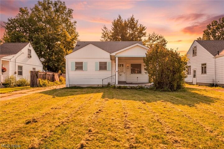 Property Photo:  1513 Maple Drive  OH 44052 