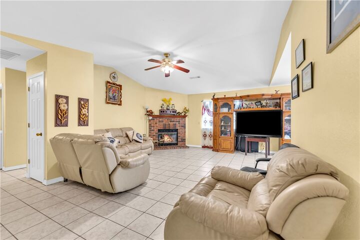 Property Photo: 2200 K Street AR 72758