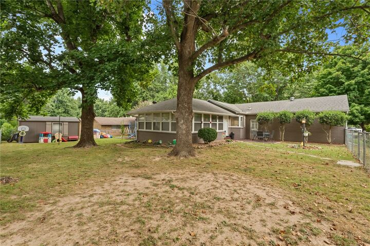 Property Photo: 624 Kelly Street AR 72601