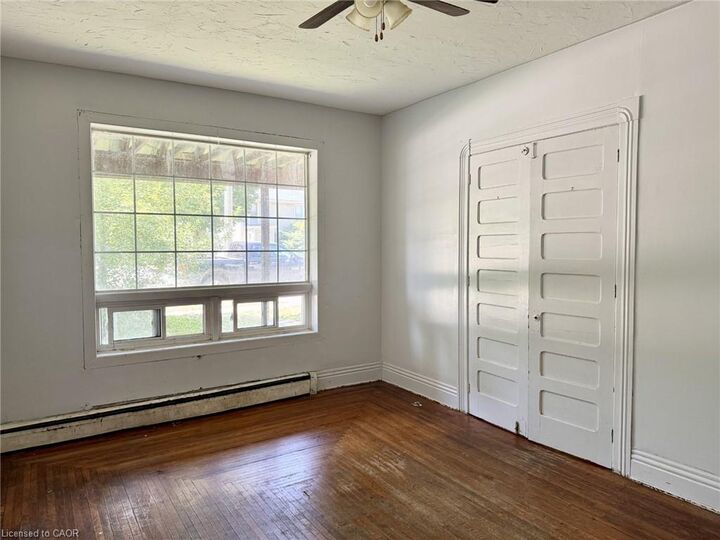 Property Photo: 54 Ellis Street ON N0E 1M0