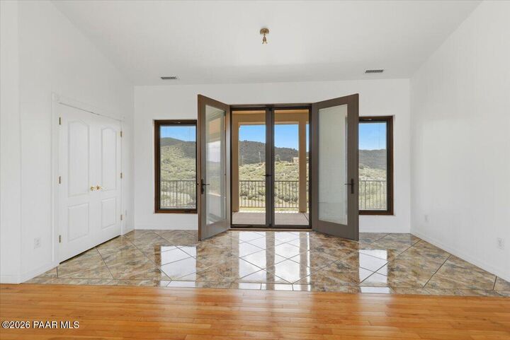 Property Photo:  14870 E Eagle Drive  AZ 86327 
