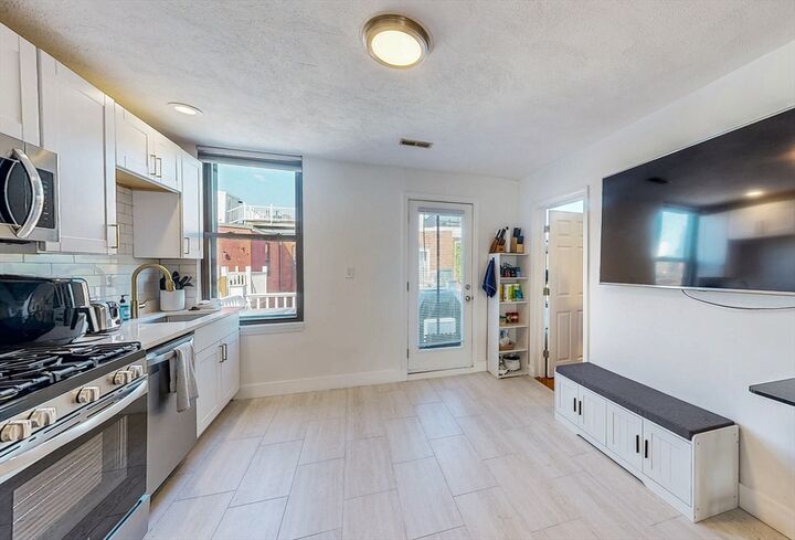Property Photo:  192 Athens St 3  MA 02127 