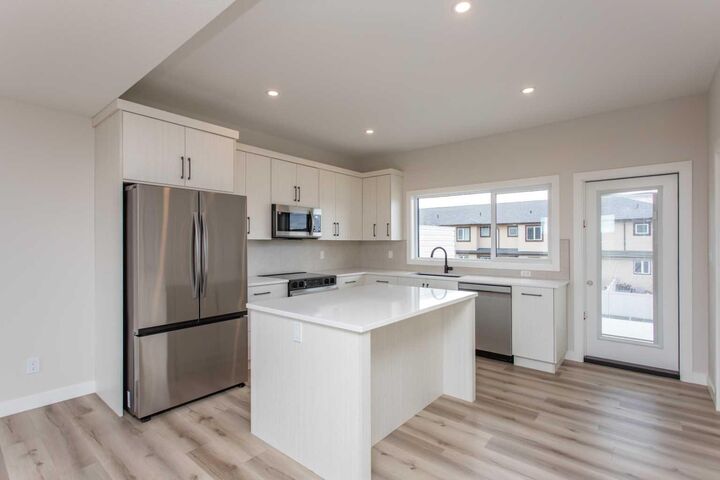 Property Photo:  59 Lavelle Close  AB T4R 0V7 