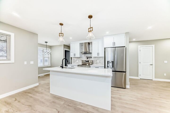 Property Photo:  59 Templeson Road NE  AB T1Y 5L5 