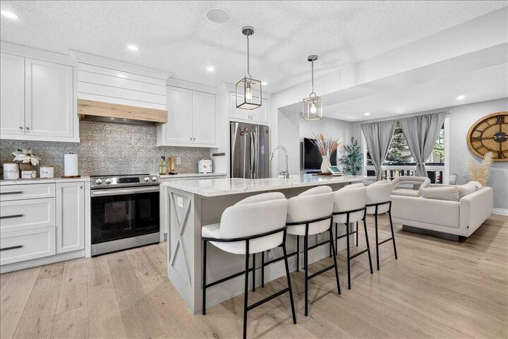 75 Shawglen Way SW — photo 1