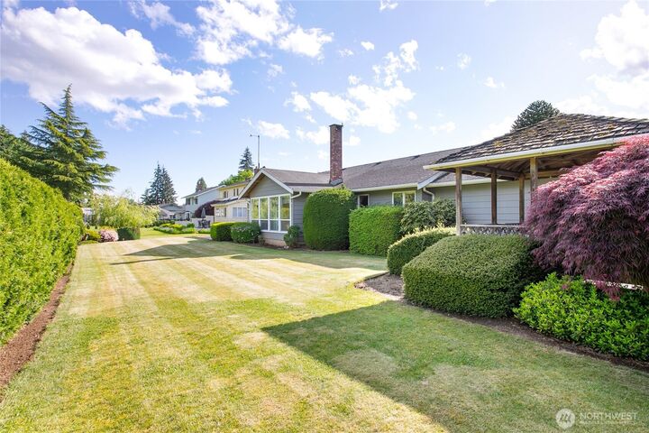 Property Photo:  508  17th Street  WA 98264 