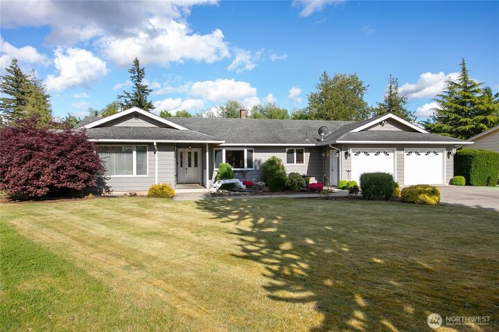 Property Photo: 508 17th Street WA 98264