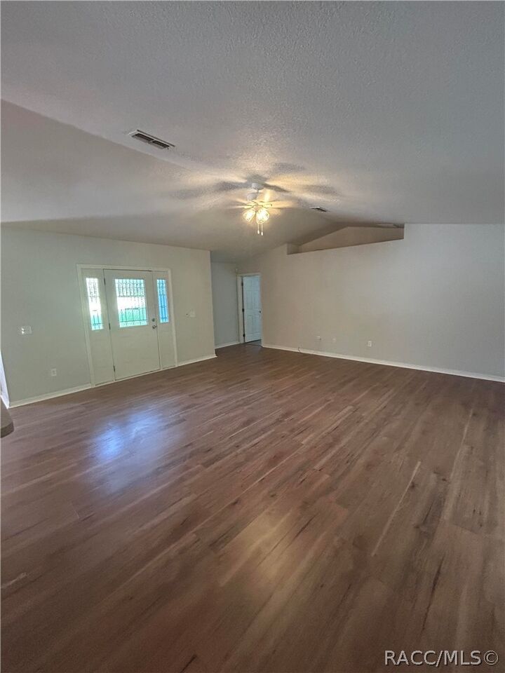 Property Photo: 3075 E Crown Drive FL 34453