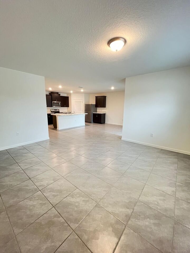 Property Photo:  1570 San Filippo Drive SE  FL 32909 
