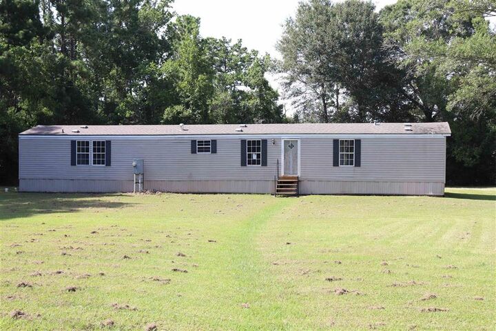 Property Photo:  592 Dublin Lane  LA 70663 