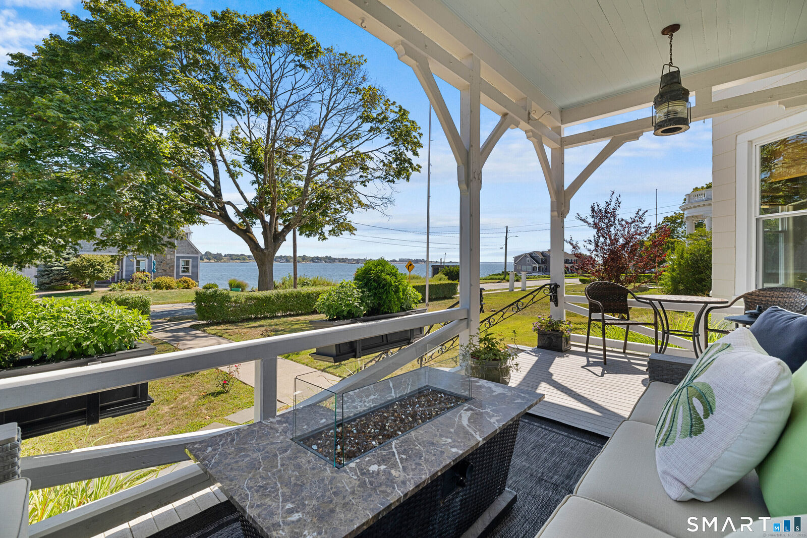 Property Photo:  597 Pequot Avenue  CT 06320 