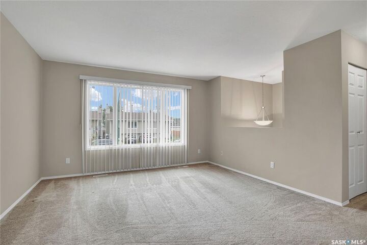 Property Photo: 211 Hedley Street SK S7N 1Z9
