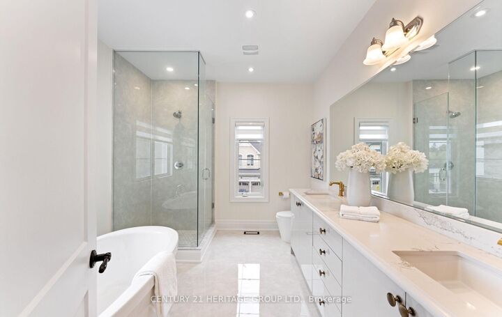 Property Photo: 319 Danny Wheeler Boulevard ON L4P 0K1