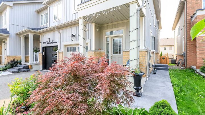 Property Photo: 172 Parkinson Crescent 6 ON L0L 2N0