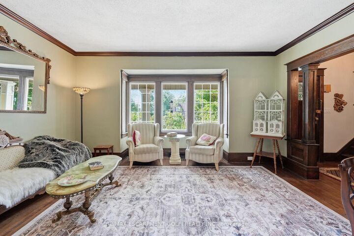 Property Photo: 2 Carleton Street ON L2V 2A3