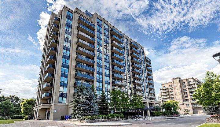 Property Photo:  520 Steeles Avenue W 102  ON L4J 0H2 
