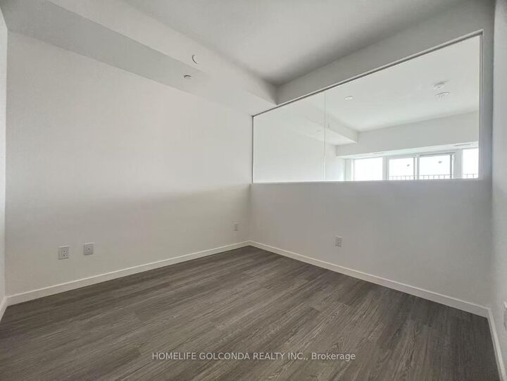 Property Photo:  689 The Queensway N/A 423  ON M8Y 1L1 