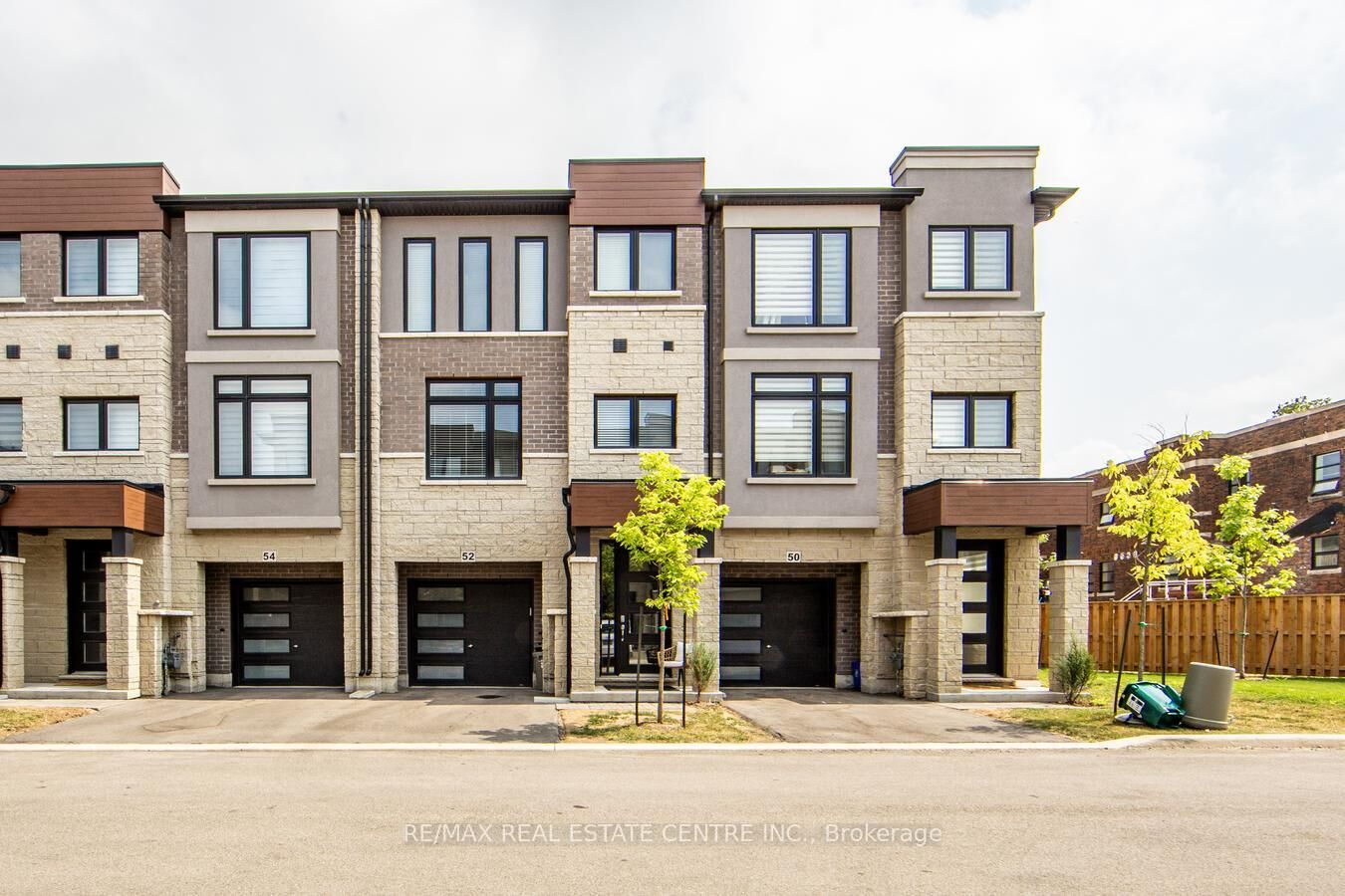 Property Photo: 52 Sentinel Lane ON L9C 0E8