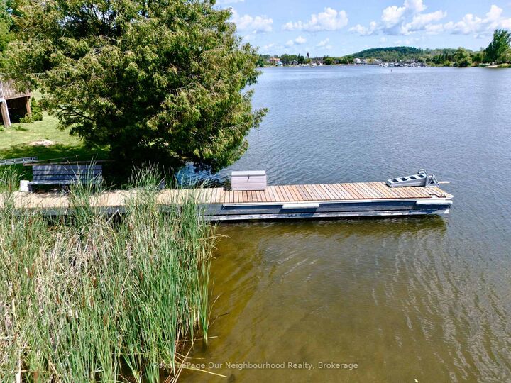 Property Photo: 18 Rosecliff Court ON K0L 1Y0