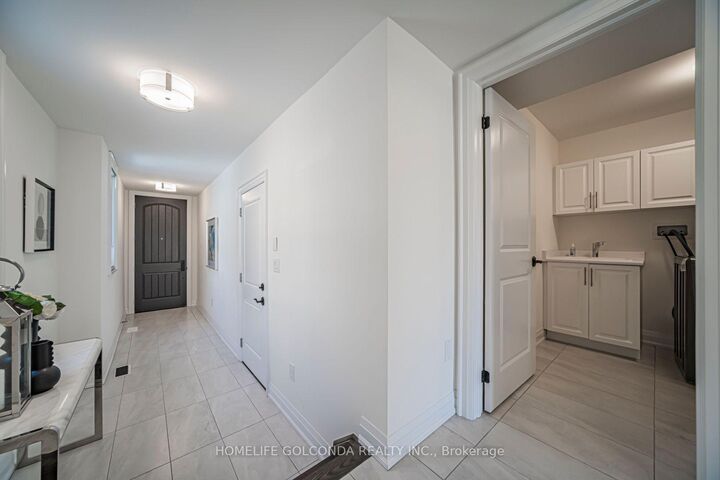 Property Photo: 2 Silvermills Lane ON L6C 3L5