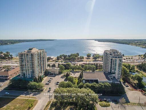 Property Photo:  65 Ellen Street 502  ON L4N 3A5 