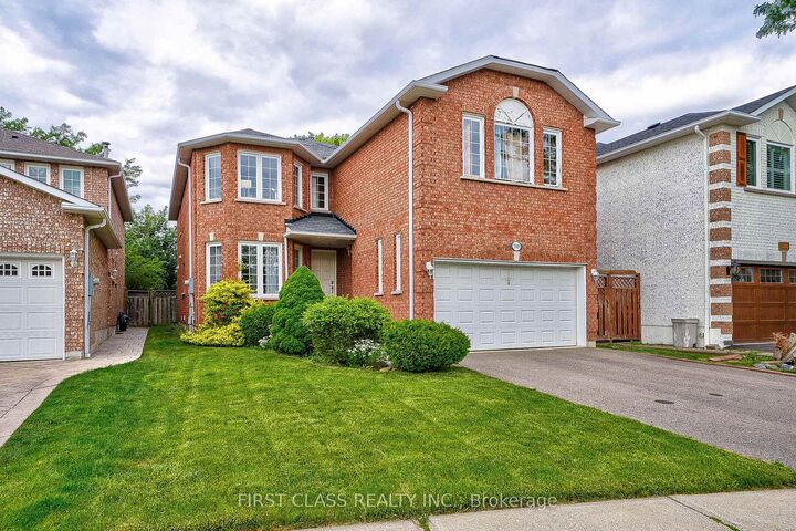 Property Photo:  3309 Loyalist Drive  ON L5L 5T7 