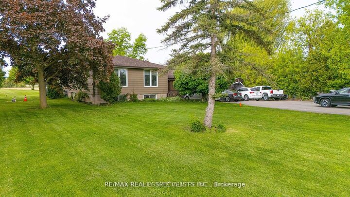 Property Photo: 8136 Hornby Road ON L0P 1E0