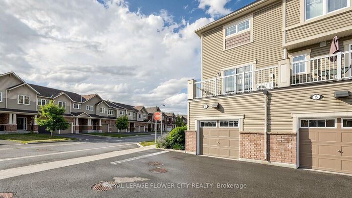 Property Photo: 2500 Hill Rise Court 2 ON L1L 0M6