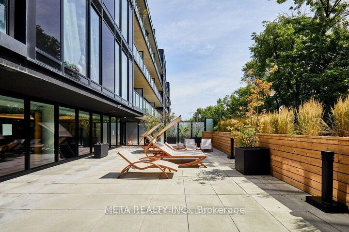 Property Photo:  2799 Kingston Road 327  ON M1M 1N1 