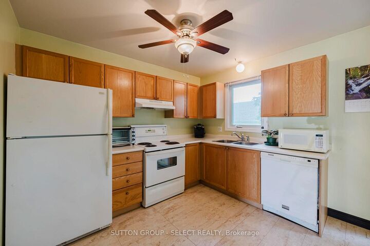 Property Photo:  151 Martinet Avenue 11  ON N5V 4T4 