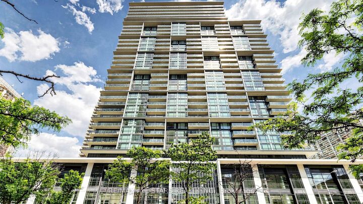Property Photo: 4955 Yonge Street 1609 ON M2N 0L8