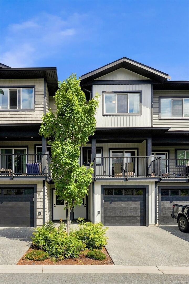 Property Photo: 600 Ninth St #129 BC V9R 0L4