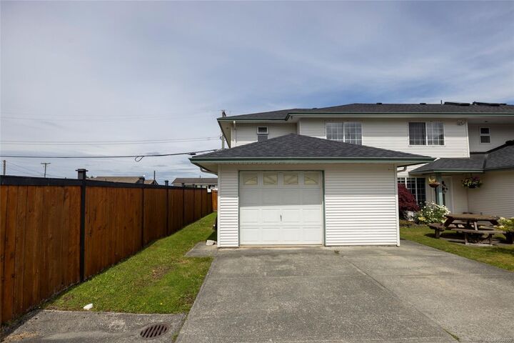 Property Photo: 2553 Kingcome Pl #1 BC V0N 2R0