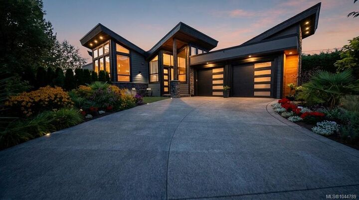 Property Photo: 1747 Westlock BC V9L 0B8