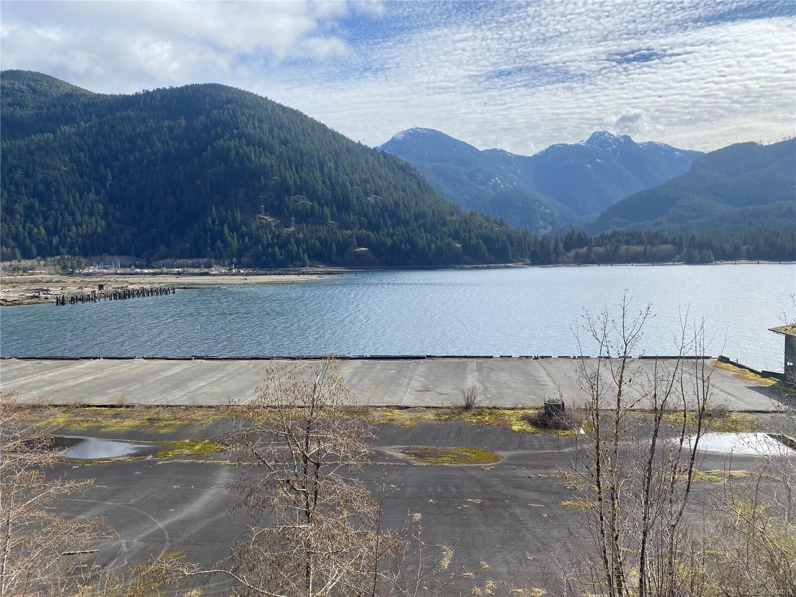 Property Photo:  555 Maquinna Dr S  BC V0P 1X0 