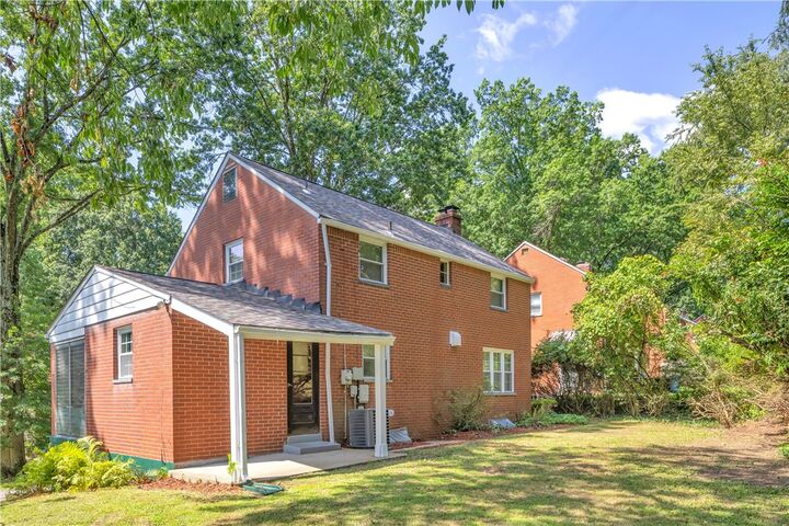 Property Photo: 2709 Blackridge PA 15235