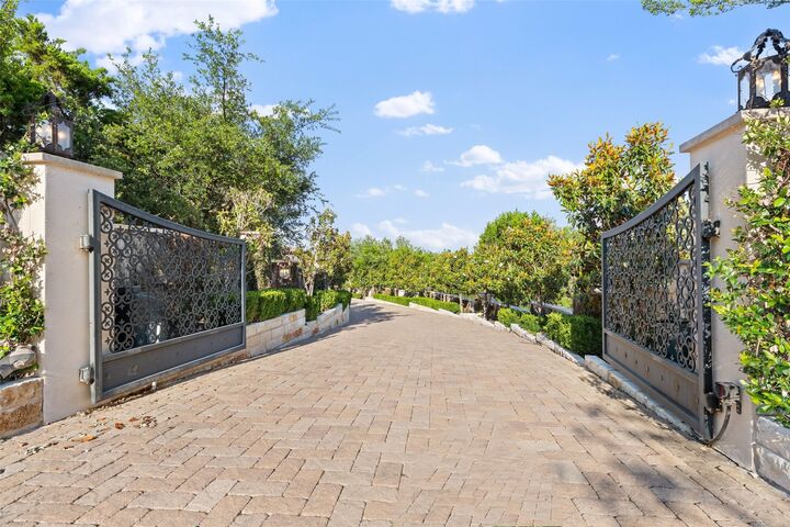 Property Photo: 6001 Krause Lane TX 78738