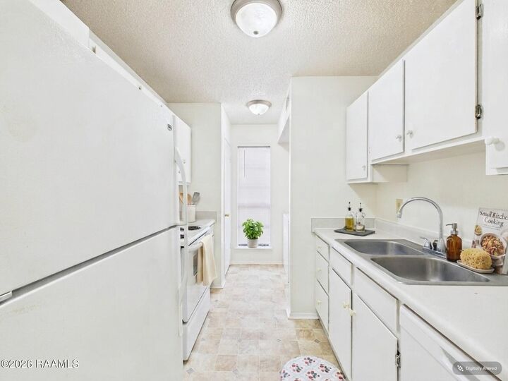 Property Photo:  201 Buttercup Drive  LA 70507 