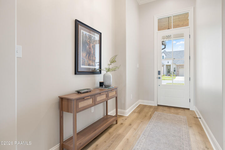Property Photo:  105 Queen Palm Circle  LA 70518 