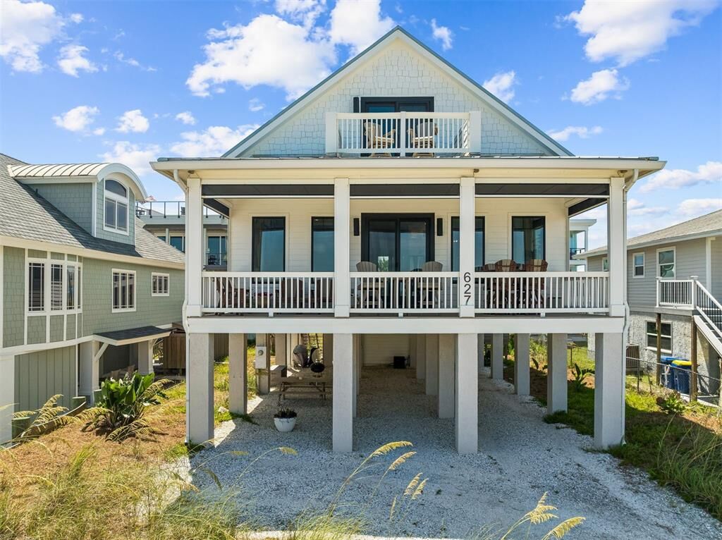 Property Photo:  627 Ocean Avenue  FL 32034 
