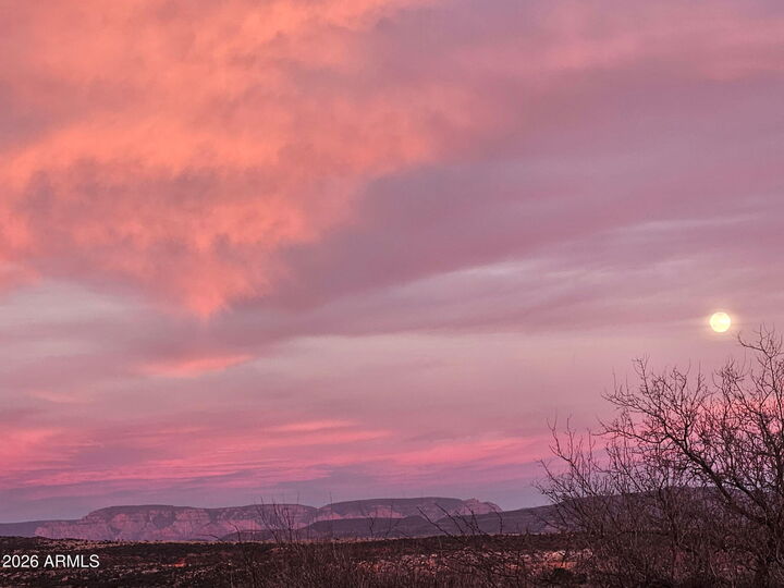 Property Photo: 635 Couples Drive AZ 86326
