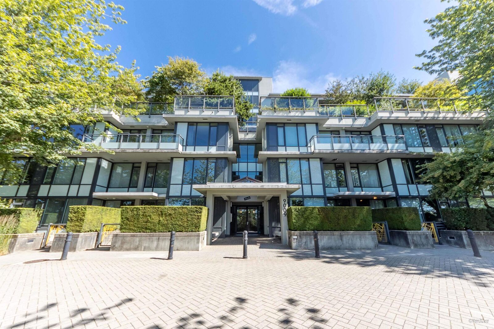 Property Photo:  9009 Cornerstone Mews 427  BC V5A 0B9 