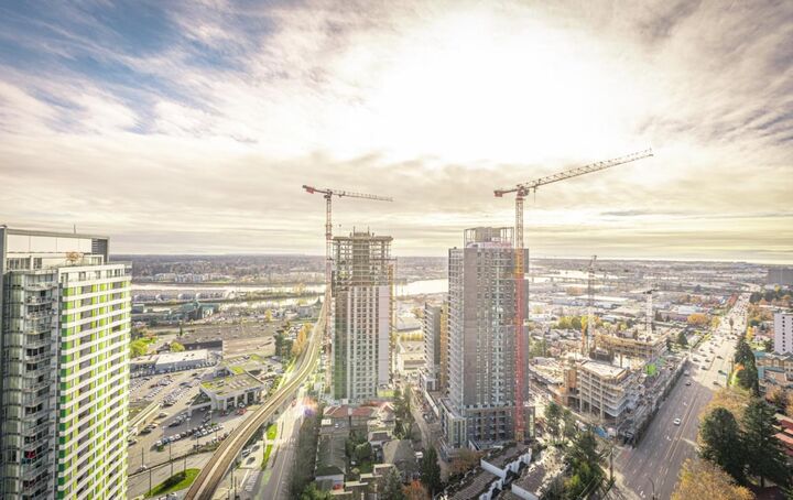 Property Photo: 8189 Cambie Street 2907 BC V6P 0G6