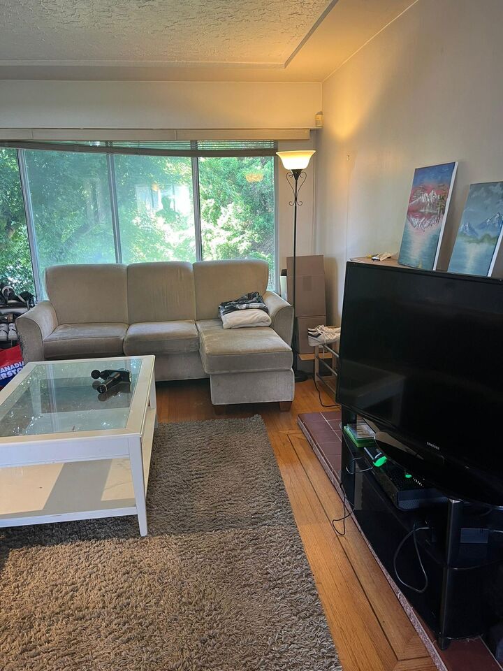 Property Photo: 5010 Lorraine Avenue BC V5G 2S2