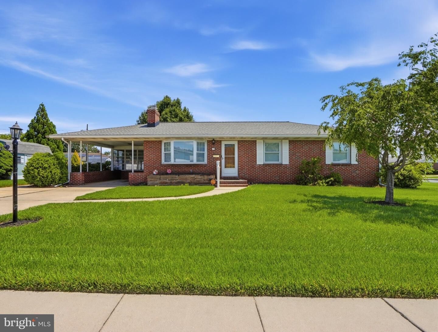 Property Photo:  105 Juniper Circle  MD 21090 