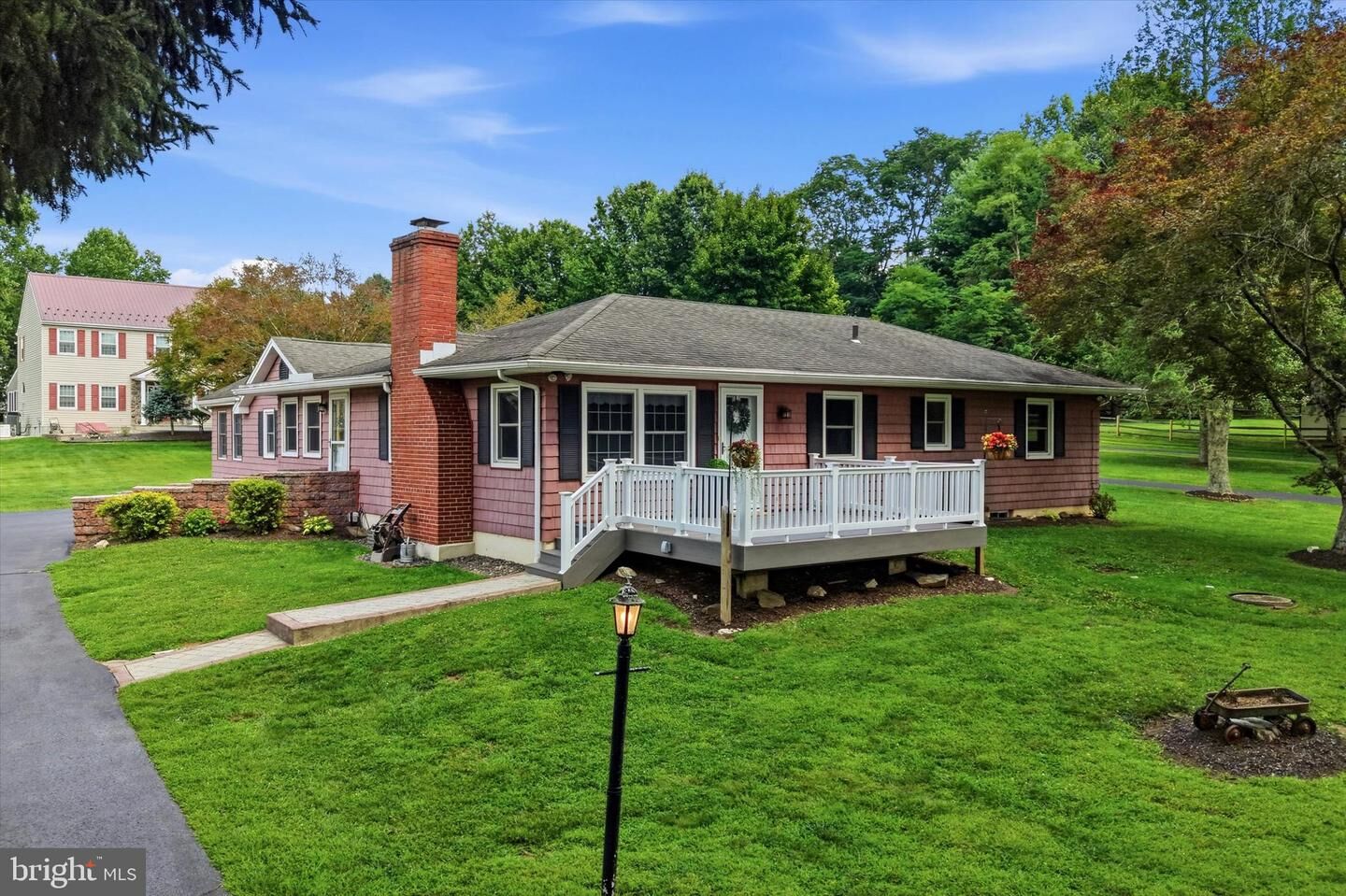 Property Photo: 331 Valley Road PA 19063
