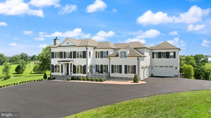 Property Photo:  23060 Munsun  VA 20175 