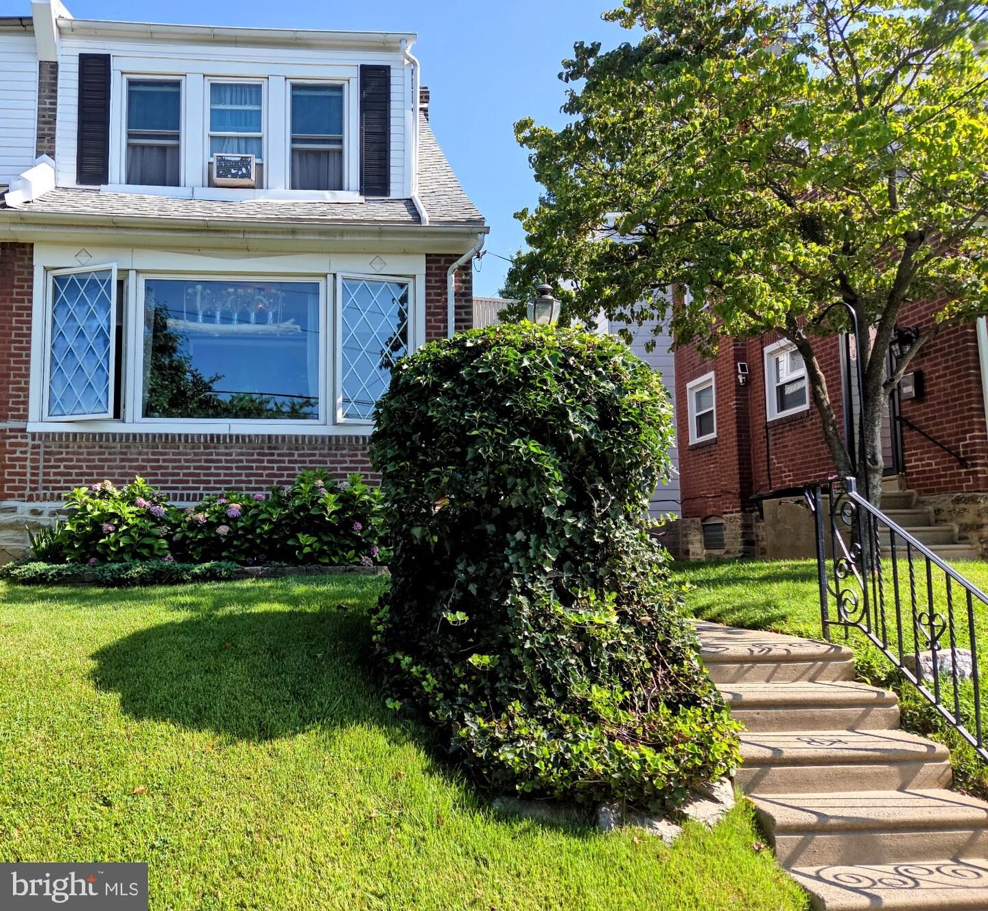 Property Photo:  367 Longshore Avenue  PA 19111 